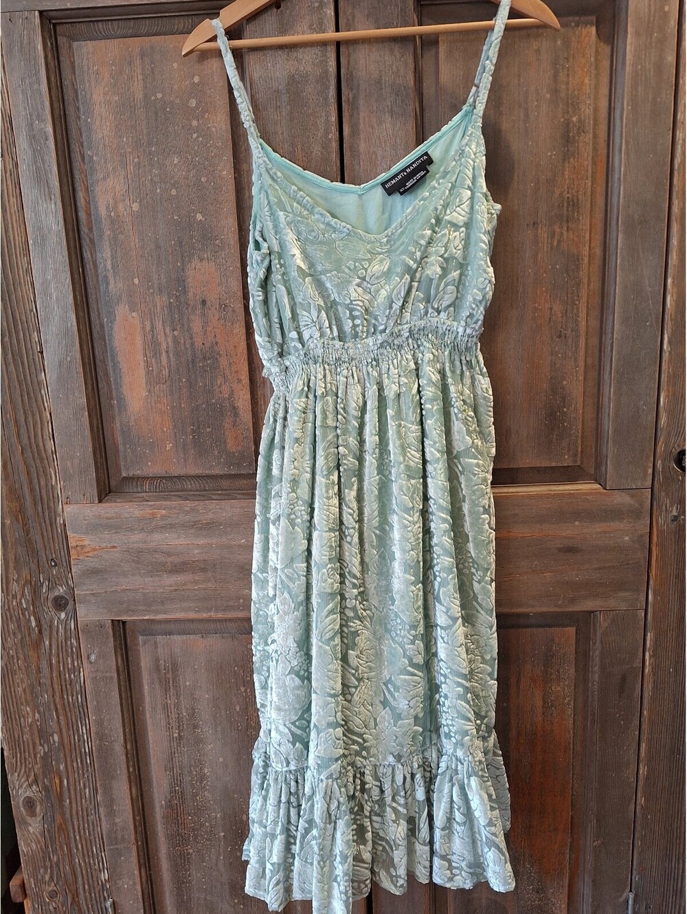 Anthropologie dress, XS. Midi, straps, velvety.